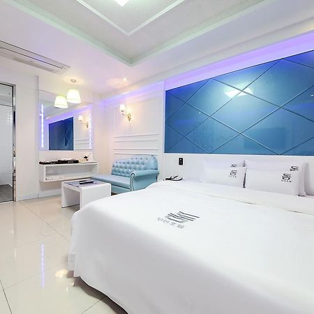 Dome Hotel Gwangju Metropolitan City Exterior photo